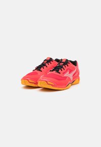 Mizuno WAVE PHANTOM 3 - Obuća za rukomet - radiant red/white/carrot curl