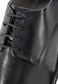 Strellson Premium Stringate eleganti - black