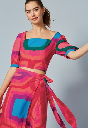 TIE BACK TOP - Blouse - pink geo print