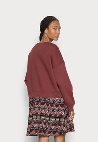 edc by Esprit DRESS - Vestido de dia - garnet red