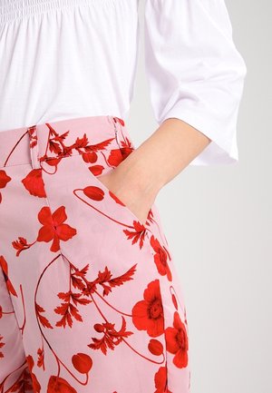 Pantaloni - pink