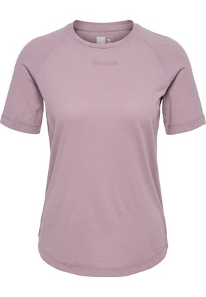 T-shirt lilas clair à manches courtes avec un col rond, tissu texturé et logo subtil au centre. Design doux et décontracté.