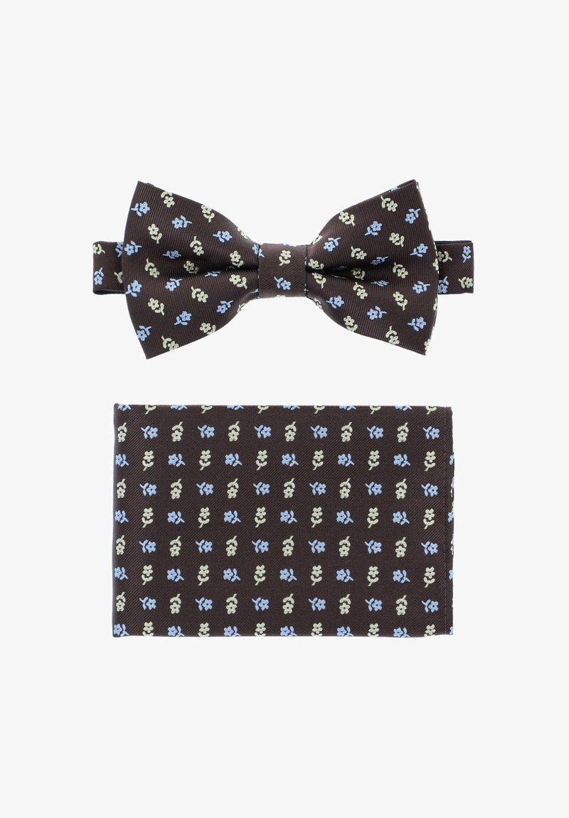 Brązowy muszka i pasująca poszetka z małym niebieskim i kremowym wzorem kwiatowym. Muszka ma klasyczny kształt z regulowanym paskiem.