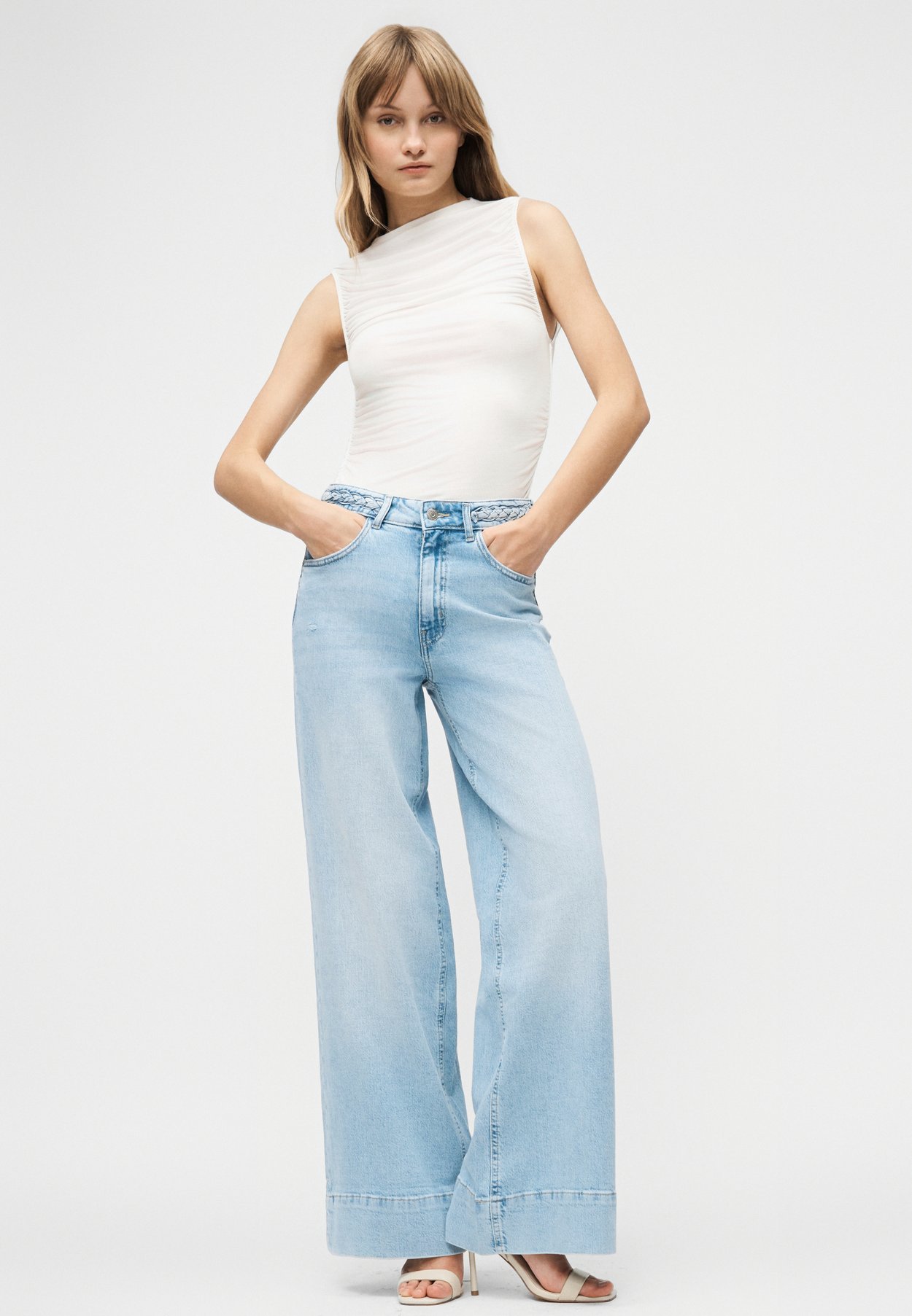 Wide-fit ONLJUICY High waist Wide Leg Fit
