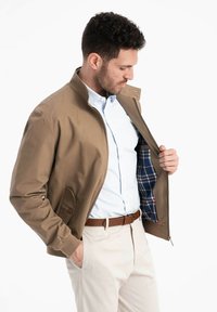 Ombre HARRINGTON - Bomberjakke - brown