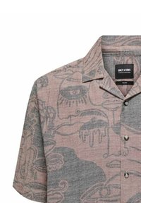 Camicia button-up a maniche corte in un mix di lino di colore rosa chiaro e grigio, caratterizzata da disegni astratti a linee e un colletto classico.
