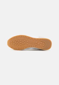 Fila ORBIT  - Zapatillas - white/warm sand