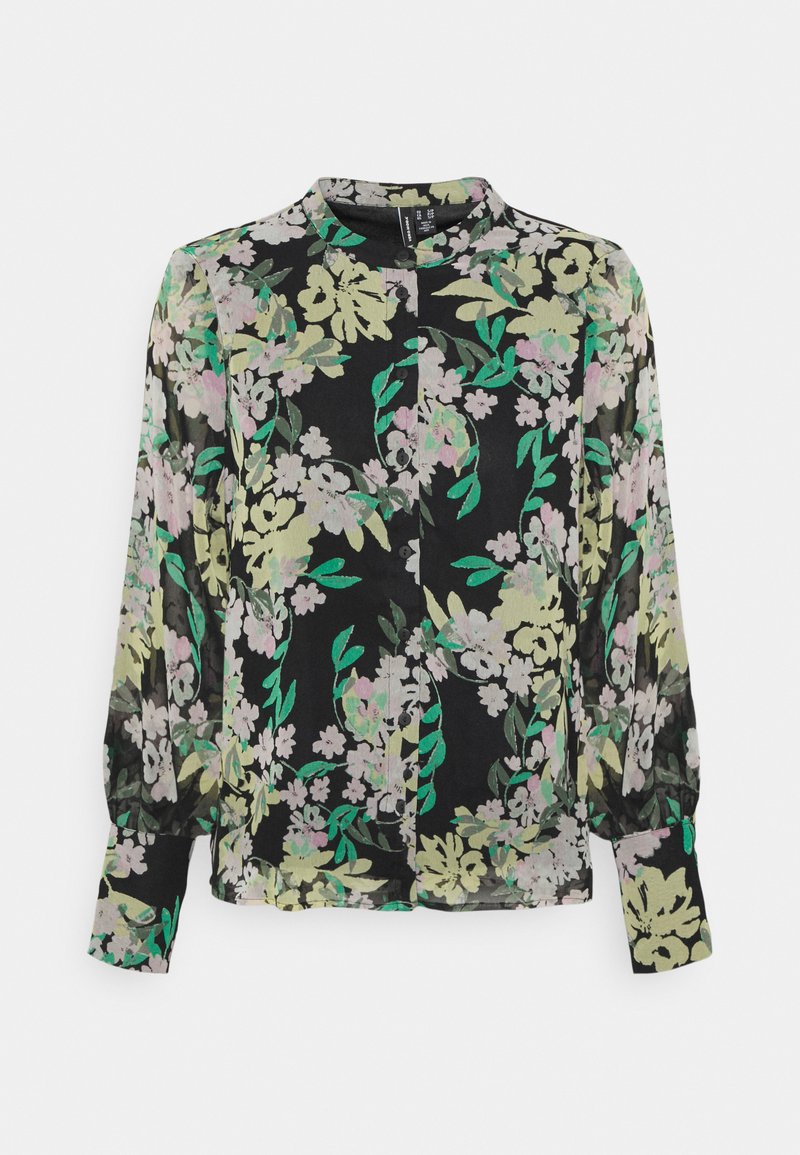 Blusa floral com mangas longas em balão, fundo preto e padrão floral em verde, rosa e amarelo. Apresenta um decote redondo e botões.