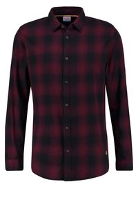 Chemise pour hommes à manches longues avec motif à carreaux rouge et noir et col pointu.