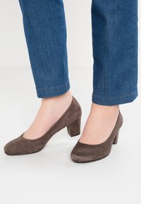 Anna Field Pumps - grey