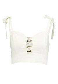 Biały krótki top z regulowanymi wiązanymi ramiączkami, z centralną złotą klamrą i teksturowanym panelem pod biustem. Gładka faktura tkaniny.