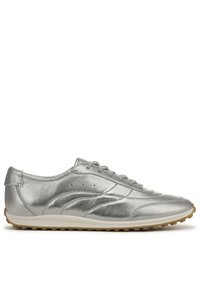 Zilverkleurige metallic sneaker van glad leer, met een ronde neus, vetersluiting aan de voorkant en een getextureerde rubberen zool. Bevat subtiele stiksels.