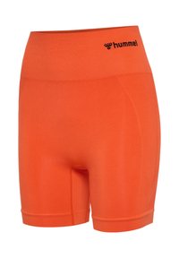 Short de sport orange vif, taille haute et sans coutures, avec un logo hummel noir sur la ceinture, côté avant gauche.