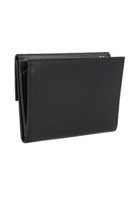 Zwarte leren portefeuille met een gladde textuur, gevouwen ontwerp en zichtbare stiksels. Bevat een ritscompartiment en meerdere kaartsleuven.