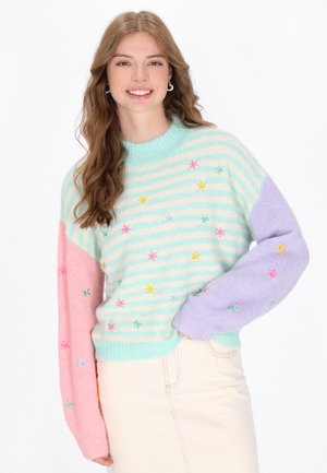 - Sweter