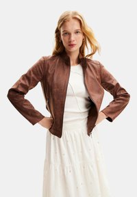 Desigual BIKER - Giacca in similpelle - brown