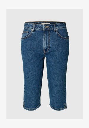 Shorts di jeans blu fino al ginocchio con bottone frontale, cerniera, passanti per cintura e design con cinque tasche.