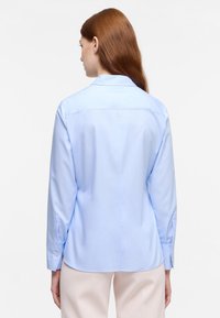 Eterna REGULAR FIT - Button-down blouse - himmelblau