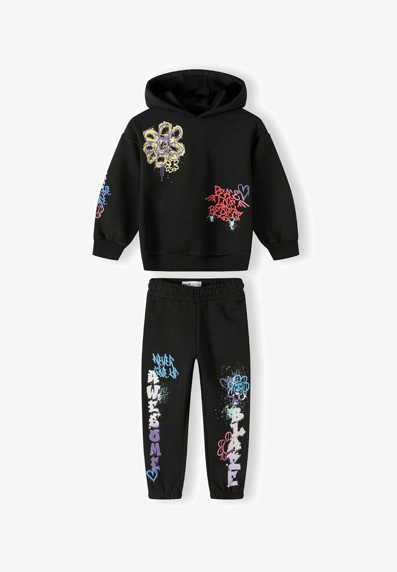 Cc Sudaderas Con Capucha Sturniolo Triplets Let's Trip Map | Meses sin interés Cc Sudaderas Con Capucha Sturniolo Triplets Let's Trip Map | Meses sin interés
