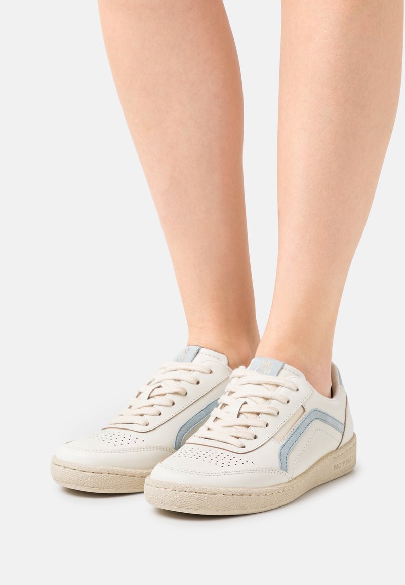 Marc O'Polo COURT - Sneaker low - offwhite/light blue