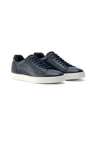 Dark blue leather sneakers with textured surface, white rubber sole, and navy laces. Features a padded collar and minimalistic design.