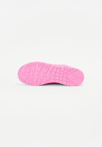Thumbnail Image 5