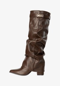 Sélectionné, braun