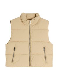 Beżowa ocieplana kamizelka bez rękawów z wysokim kołnierzem, z dwoma przednimi kieszeniami na zamek i pikowaną teksturą. Zamek błyskawiczny z przodu.