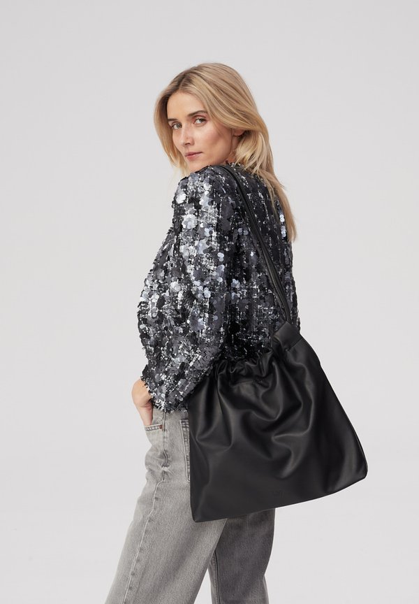 RIGHT ON TIME - Handtasche