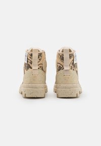 Palladium Kotníková obuv - beige