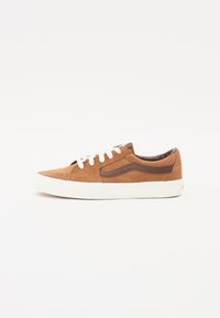SK8 LOW UNISEX - Sportcipő - brown