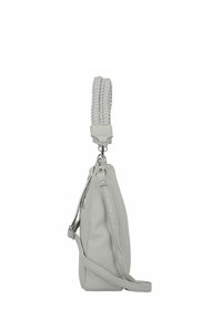 Sac à main en cuir gris avec une finition texturée, doté d'une anse tressée, d'une bandoulière ajustable et d'une fermeture éclair sur le côté.