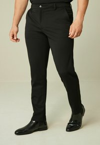Next SLIM FIT SMART STRETCH - Stoffhose - black