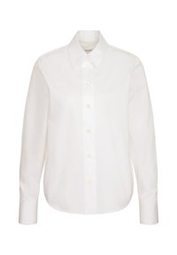 Camicia bianca a maniche lunghe realizzata in tessuto liscio, con colletto appuntito, chiusura frontale con bottoni e orlo arrotondato, impreziosita da sottili dettagli con bottoni.