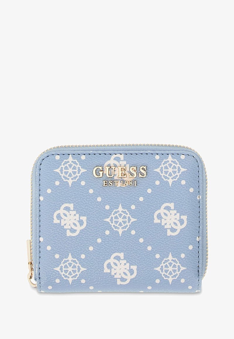 Portefeuille zippé bleu clair avec motif blanc et logo doré GUESS EST 1981 sur le devant, surface texturée.