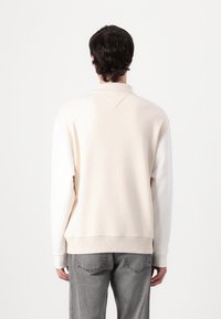 Tommy Jeans COLORBLOCK MONO RUGBY - Sudadera - oat marl