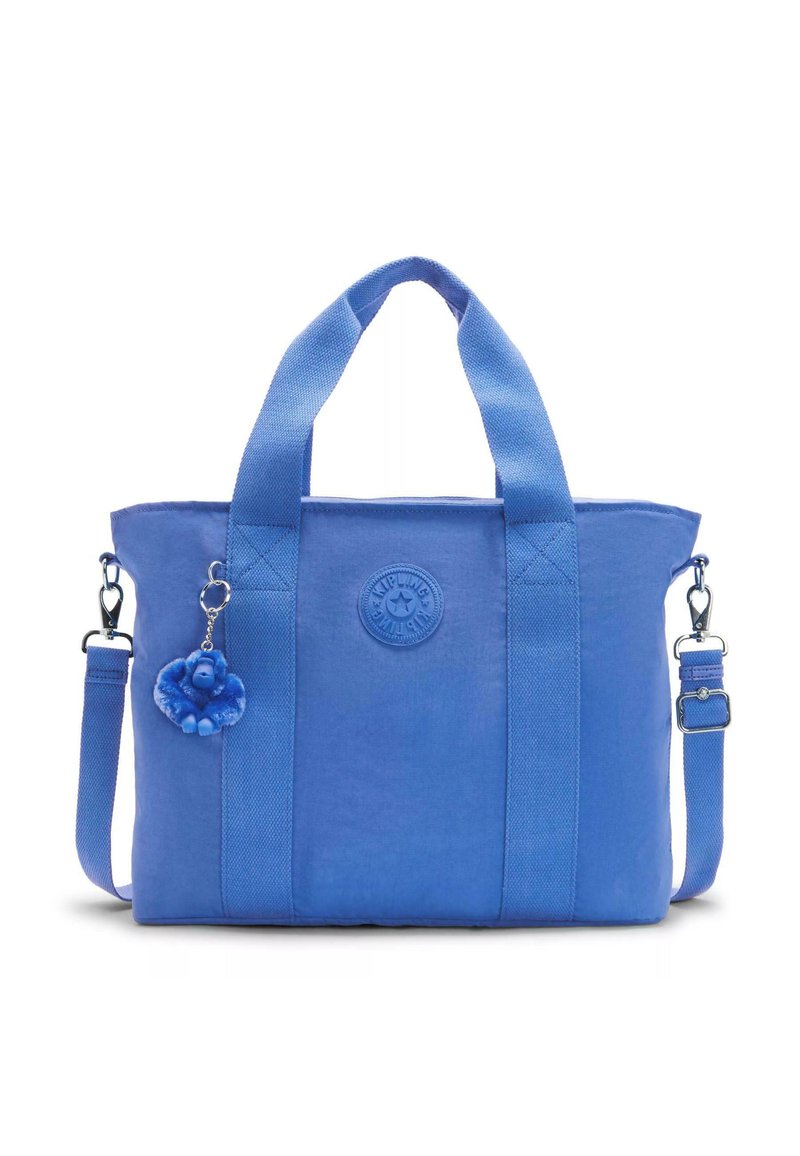 Borsa a tracolla in tessuto blu con doppio manico, tracolla regolabile e logo circolare. Presenta un charm a forma di scimmia in peluche blu attaccato.