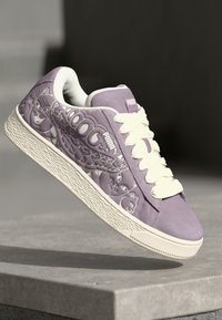 Puma RIPNDIP UNISEX Trainers raisin/warm white/white Zalando