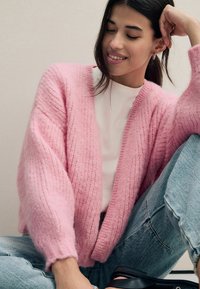 Next CHUNKY - Neuletakki - pink