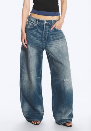 Weekday ANDROMEDA LOW BAGGY JEANS - Jean boyfriend - stirrup blue