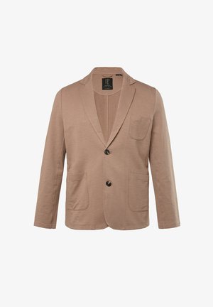 Beżowa marynarka wykonana z miękkiego materiału, z wykładanym kołnierzem, dwiema przednimi kieszeniami, jedną kieszenią na piersi i z jednym zapięciem na guzik.