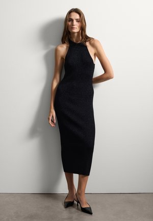 WITH DESIGN AND CUT-OUT DETAILING - Strickkleid - gunmetal