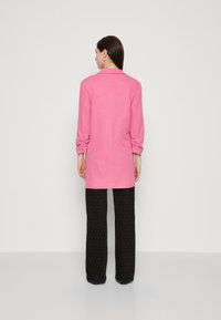 Vero Moda VMRICA LONG - Bleizeris - shocking pink