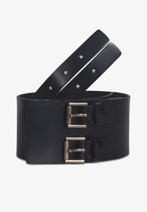 Ceinture en cuir noir avec deux fermoirs, texture lisse et trous ajustables. Forme plate avec des accents en métal poli.