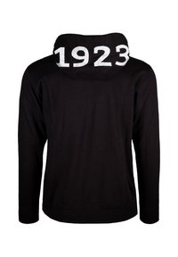 Sudadera negra con una textura suave que presenta un gran gráfico blanco "1923" en la parte posterior. Mangas largas y puños acanalados.