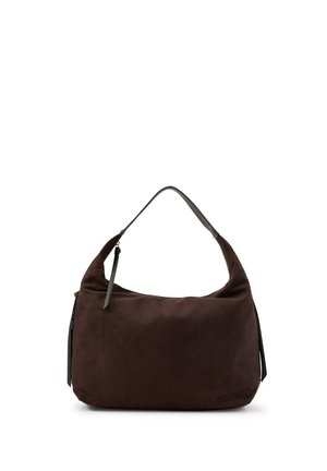 Sac à épaule en daim brun foncé doux avec une unique lanière noire et un curseur de fermeture éclair suspendu sur le côté supérieur.