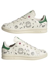 adidas Originals STAN SMITH C - Sneakers - cream white cream white core black