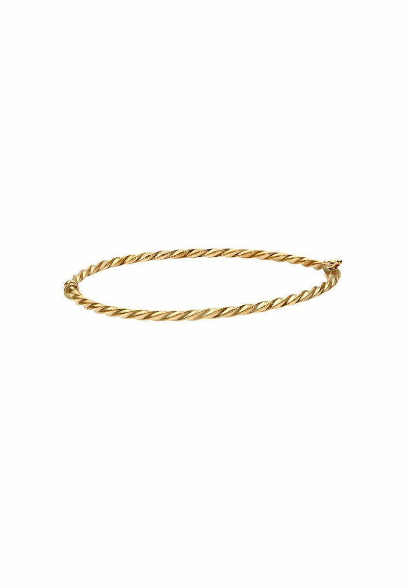 Pulsera de brazalete de alambre trenzado dorado con un diseño circular liso y un brillo sutil, que cuenta con un cierre de clasp seguro.