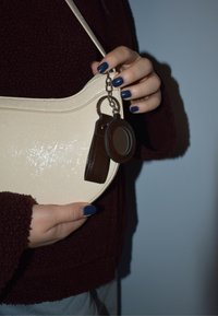 HVISK MIRROR - Võtmehoidjad - espresso