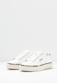 s.Oliver Trainers - white